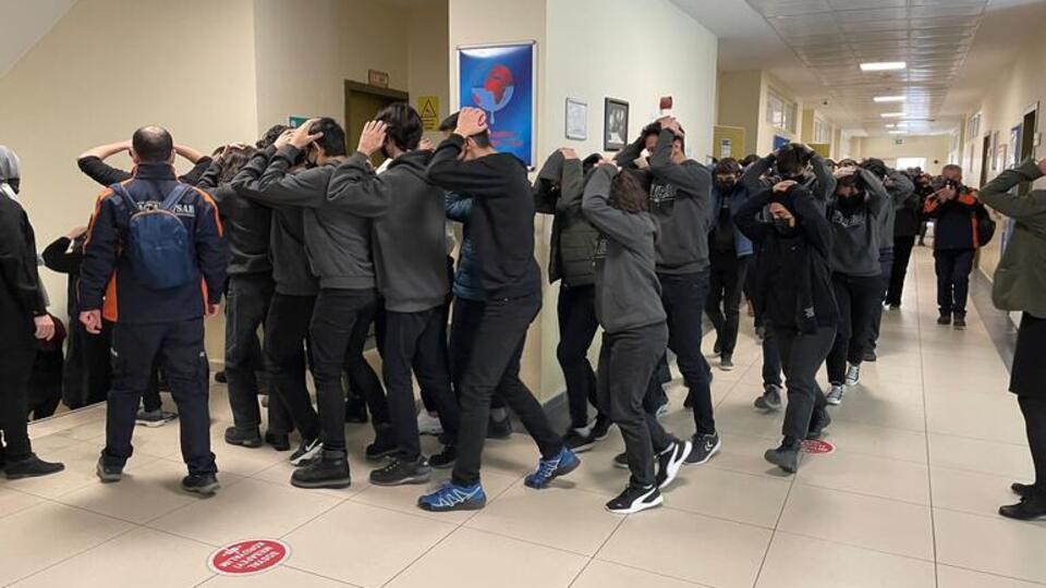 Okullarda gerçeğini aratmayan tatbikat!