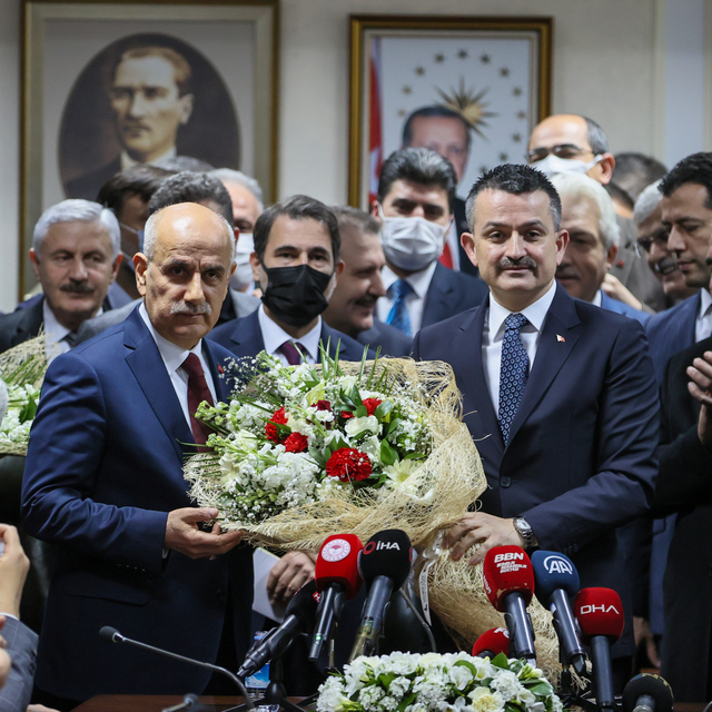 Kirişci, görevi Pakdemirli'den devraldı