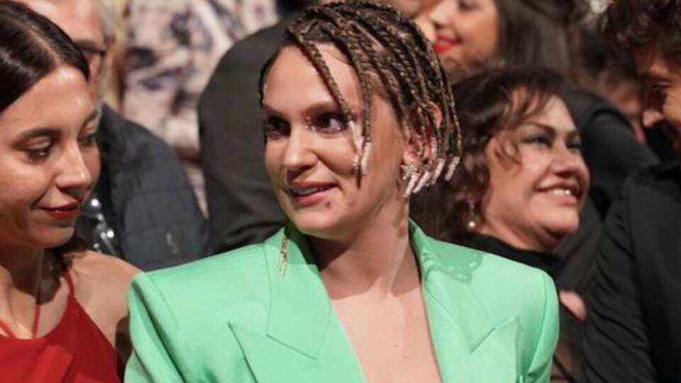 'Kıyafet' eleştirilerine jet yanıt