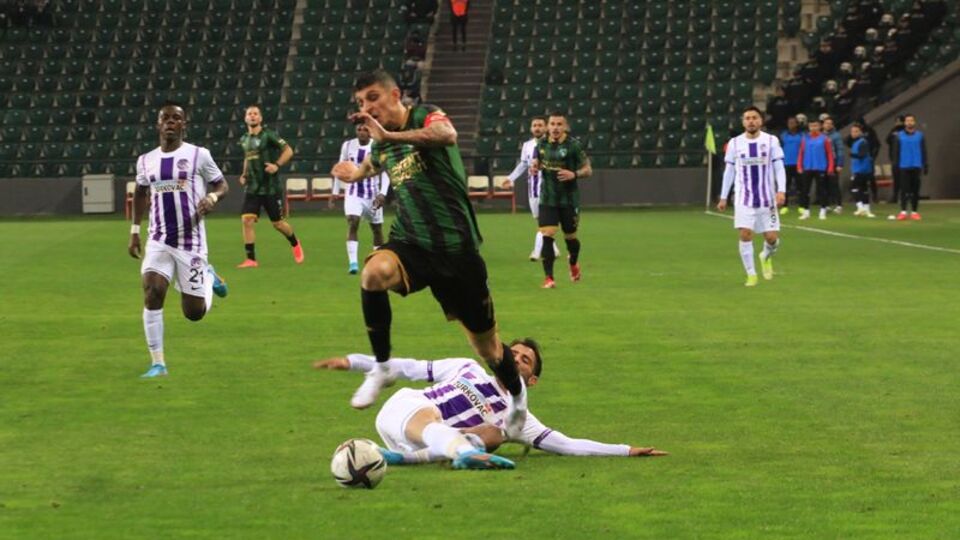 Kocaelispor 1 attı 3 aldı