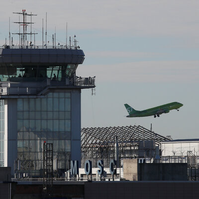 Yasakların ardından uluslararası uçuşlarını durdurdu