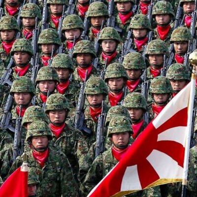 Öz Savunma Kuvveti'nin eski mensuplarından 70 Japon Kiev'e!