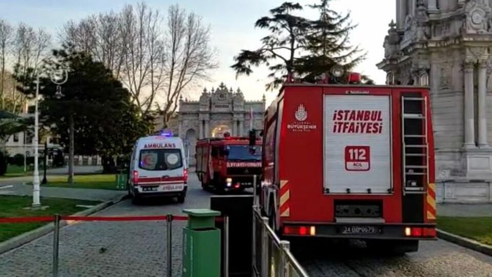Dolmabahçe Sarayı'nda korkutan yangın