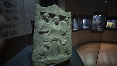 2 bin 300 yaşında! Ziyaretçilerini ağırlıyor