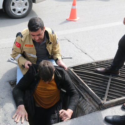 Film gibi! Sesler gelince fark edildiler