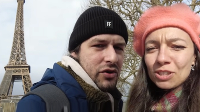 Paris'te dolandırıldılar!