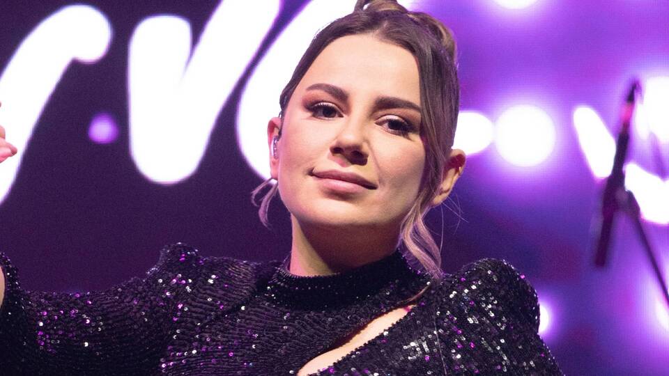 "Söylediğim şarkılar aşk acısı çekenlere gelsin!"