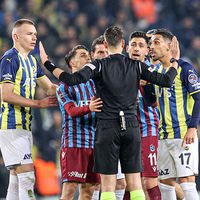 Kırmızı kart doğru mu?