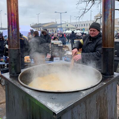 AFAD'dan Ukrayna'ya aşevi TIR'ı yola çıkıyor