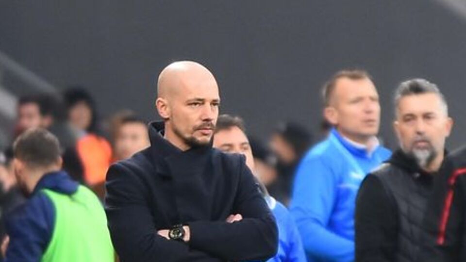 Göztepe'de Maestro yol ayrımında