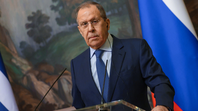 Lavrov'dan Soğuk Savaş mesajı