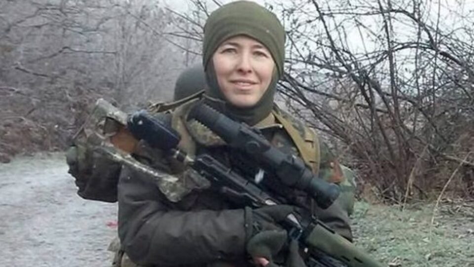 Dünya basınına yansıyan Ukraynalı! "Sniper" Kievli Olena!