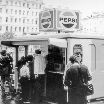 Sovyetlerin gözdesi Rusya'da satışlarını durdurdu