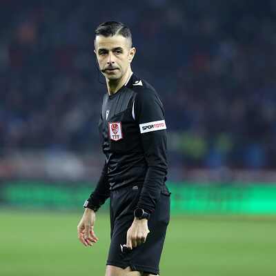 Mete Kalkavan toplantıyı terk etti