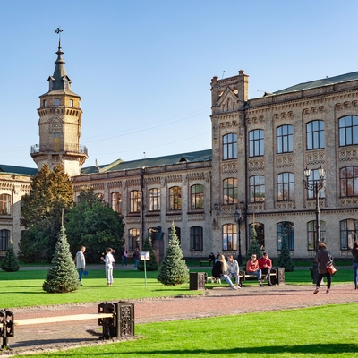 Ukrayna'daki Türk vatandaşı olan öğrenciler için düzenleme!