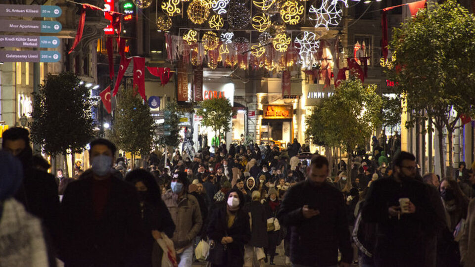 Türkiye'nin Covid-19 salgınıyla mücadelesinin 2 yılı