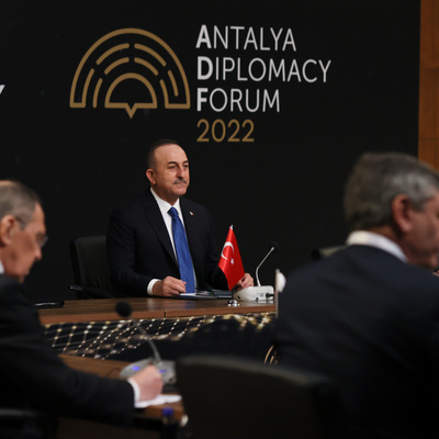 Çavuşoğlu'ndan üçlü zirve sonrası ilk mesaj