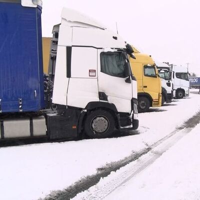 İstanbul'da otogardan kontrollü çıkış! THY'den 180 sefer iptal!