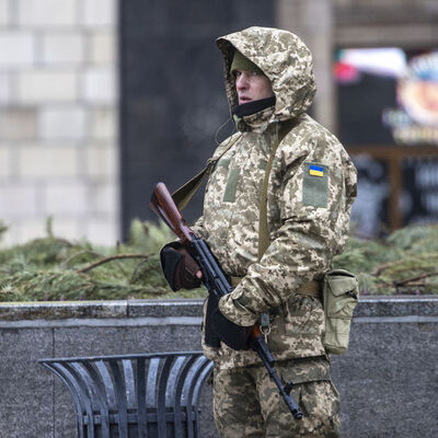 Ukrayna açıkladı! 200 bin Ukraynalı savaş için geri döndü!
