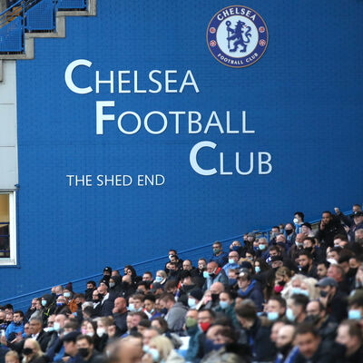 Bir şok daha! Banka hesabı donduruldu