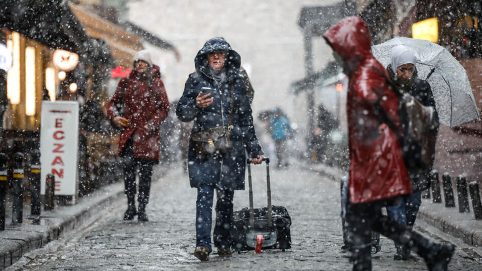 Kar yağışı devam ediyor