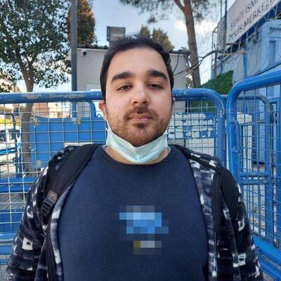 Bir saldırı daha: Doktora yumruk atıp, bıçak çekti