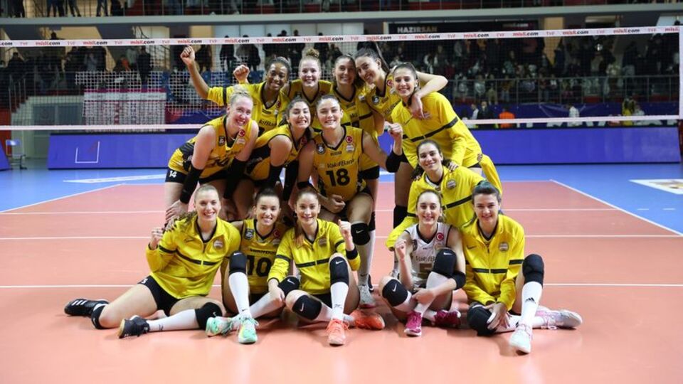 VakıfBank, Cimbom'u rahat geçti!