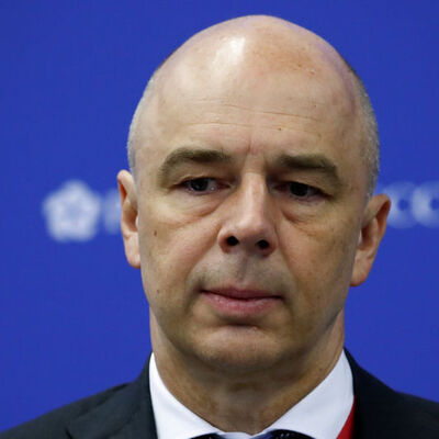 "Rezervlerimizin 300 milyar dolarını kullanamıyoruz"