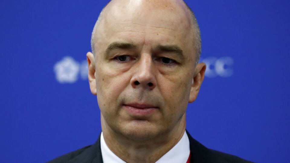 "Rezervlerimizin 300 milyar dolarını kullanamıyoruz"