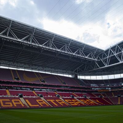 Derbi öncesi Nef Stadı'nda son durum!