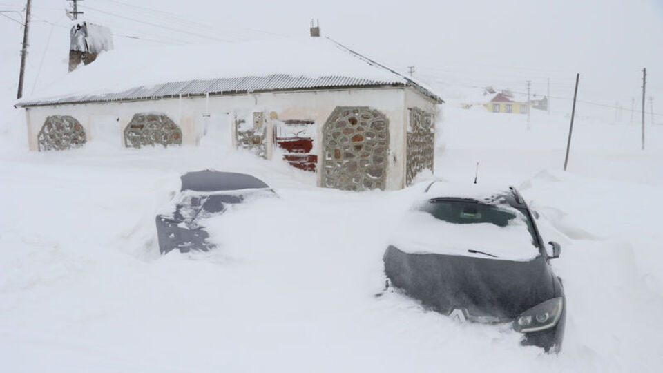 Tam eksi 28.2! O kent dondu!