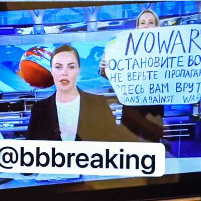 Rusya'da canlı yayında 'savaşa hayır' protestosu