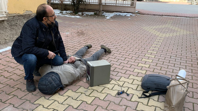 Korkunç olay! İçindeki çocukla otomobili çaldı