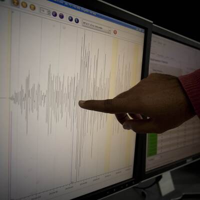 Japonya'da 7,3 büyüklüğünde deprem