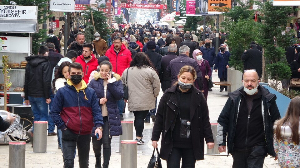 Mayıs ayına işaret etti! Ne zaman'Pandemi bitti' deriz?