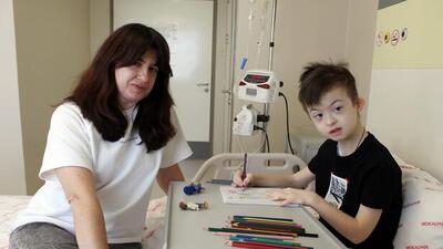 Oğlunun lösemi tedavisi için Ukrayna'dan gelen anne: İki savaşın içindeyiz