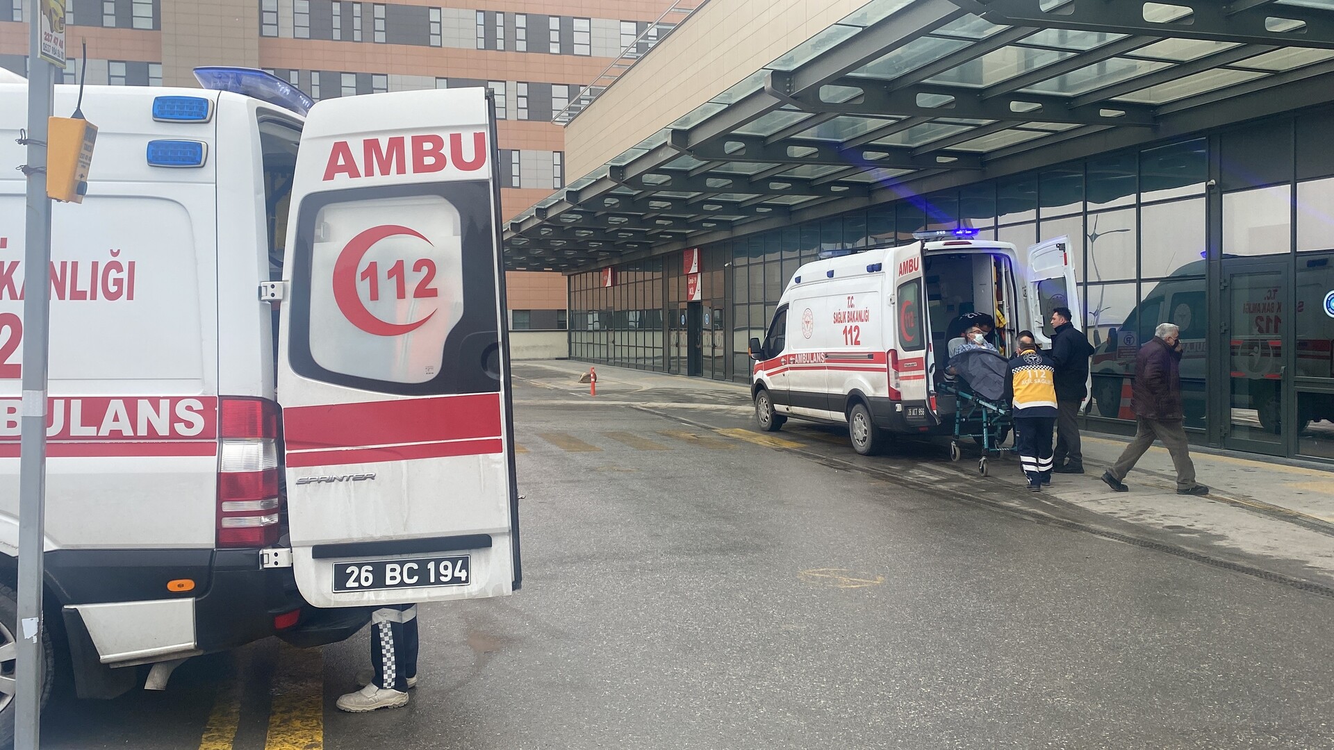 Fabrikada panik! 34 işçi hastaneye kaldırıldı