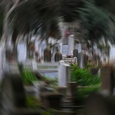 Mezarlıktan geçen kadına korkunç saldırı!