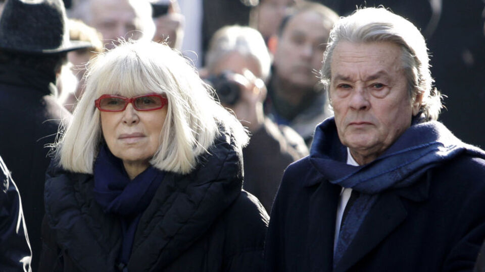 Ünlü aktör Alain Delon ötenazi istiyor