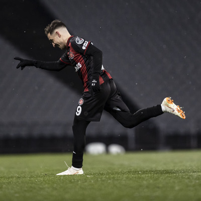 Emre Mor'dan hat-trick