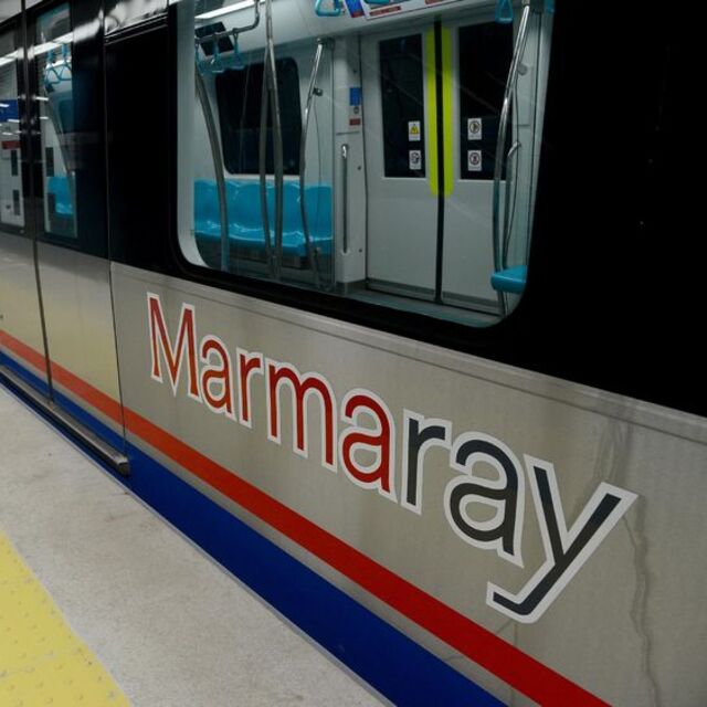 Marmaray saat 02.00'ye kadar hizmet verecek