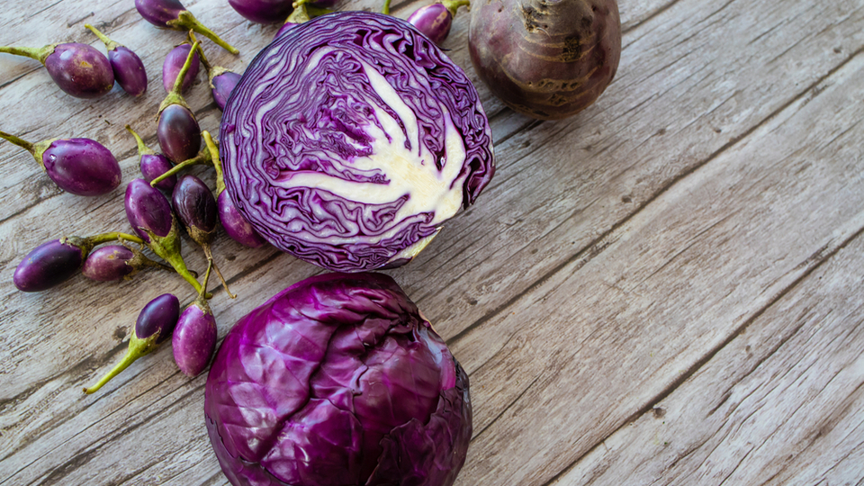 Mor lahananın faydaları