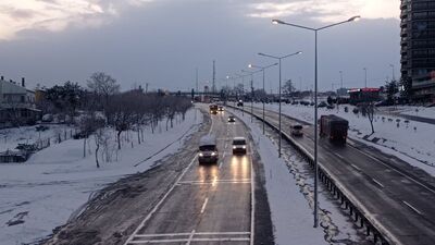 İstanbul'da kar yağışı etkisini sürdürüyor