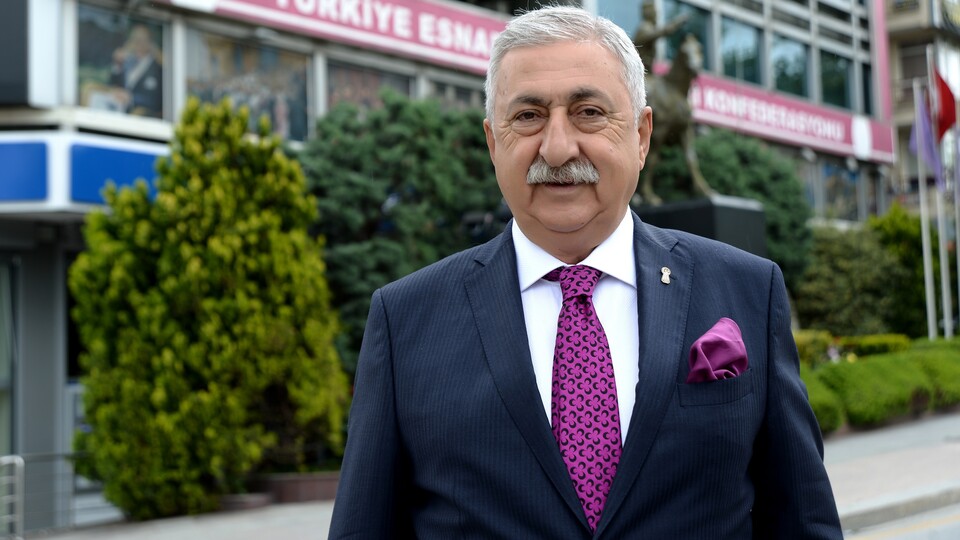Esnafa sigorta eğitimi verilecek