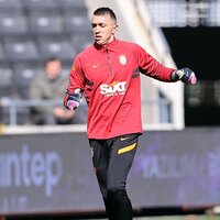 Muslera geri döndü