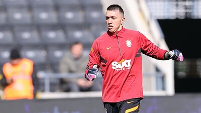 Muslera geri döndü