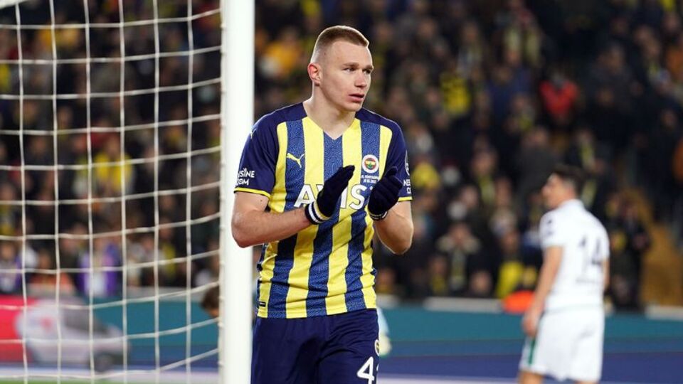Fenerbahçe'den Szalai açıklaması