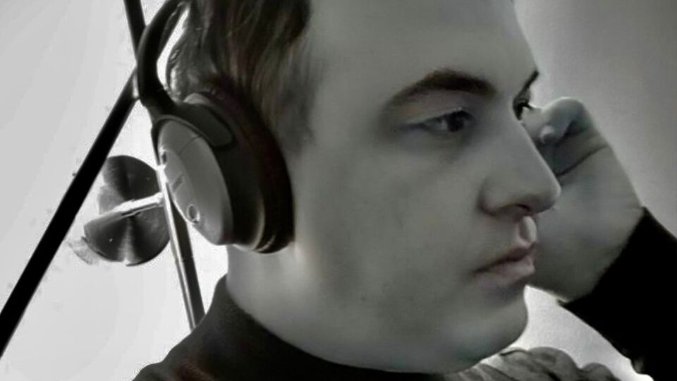 Yıllar sonra döndü