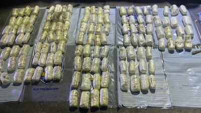 Polis memurunun aracından çıktı! Şoke eden olay!