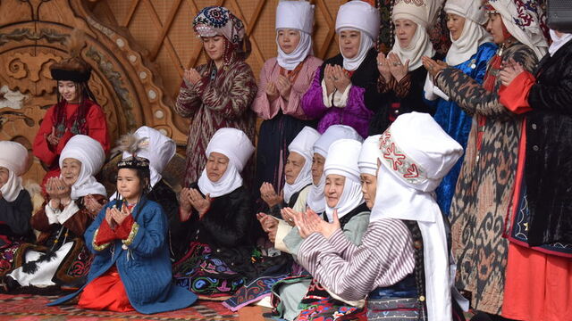 Kırgızistan'da Nevruz Bayramı coşkuyla kutlanıyor